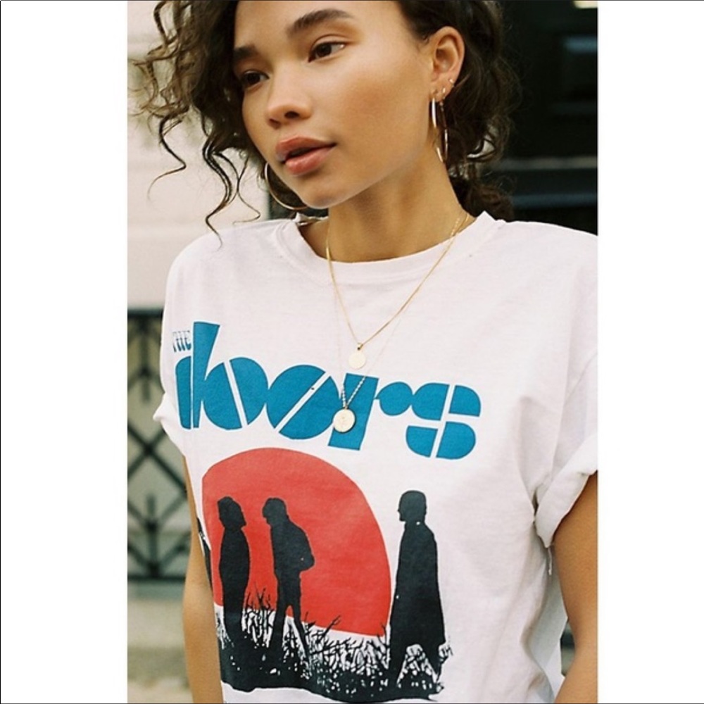 💫💫FLASH SALE!!!! 💫💫 Doors Tee - Picture 4 of 6